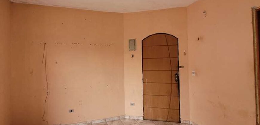 SOBRADO INDEPENDENTE EM GUAIANASES 50m²