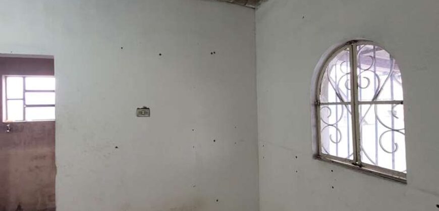 SOBRADO INDEPENDENTE EM GUAIANASES 50m²