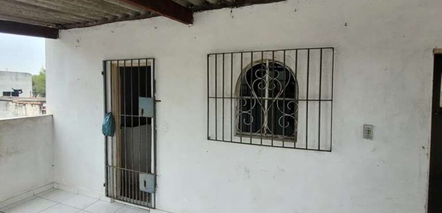 SOBRADO INDEPENDENTE EM GUAIANASES 50m²