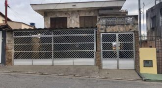 CASA EM GUAIANASES 280M²